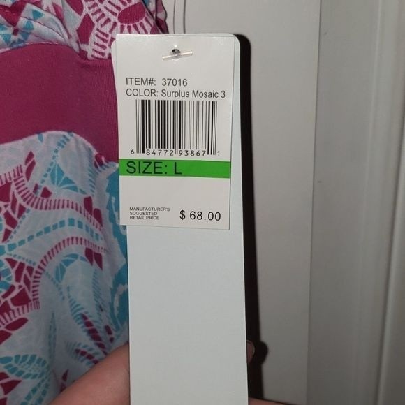 Lola By AFG Knee Length V-Neck Light Weight Dress - Picture 4 of 4